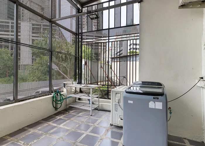 בית נופש Watergate Townhouse 曼谷中心水門家 בנגקוק