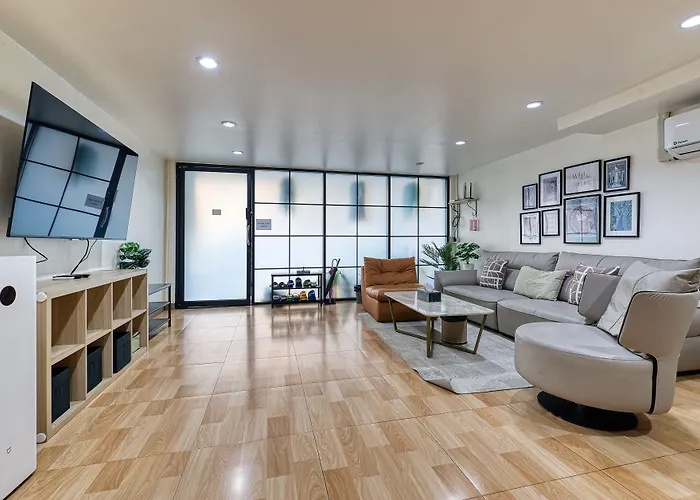 Watergate Townhouse 曼谷中心水門家 *